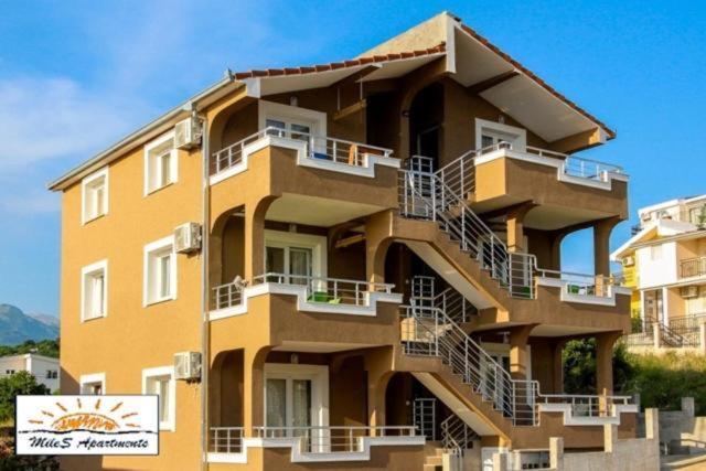 Apartments Miles Utjeha Rum bild